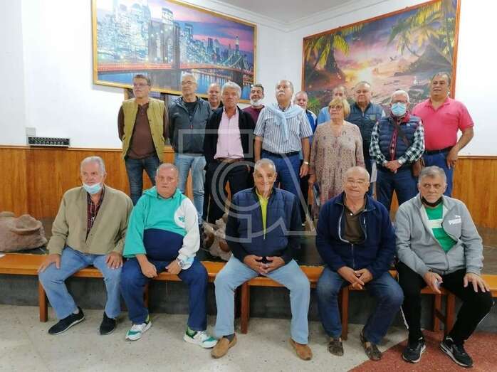 El nuevo equipo directivo del colectivo vecinal que preside Tomás Santana Borrrego/TA.